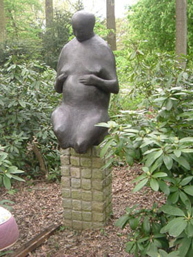 Utrecht, 1970, Zittende vrouw, Julianapark